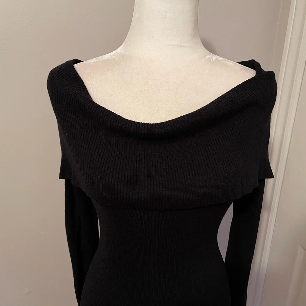 Sexy Off the Shoulder Black sweater dress - Picture 2 of 4